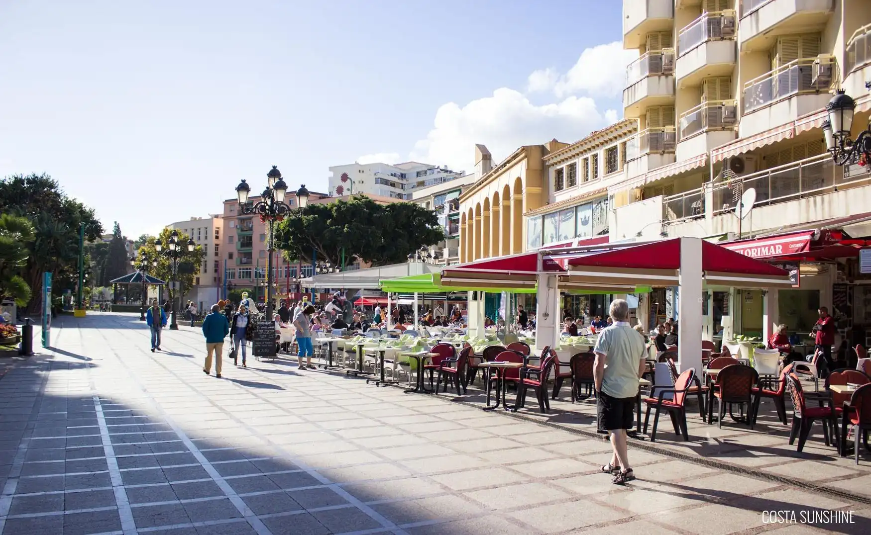 Außenansicht von Wohnungen zum Verkauf in Torremolinos mit Klimaanlage, Heizung und Terrasse
