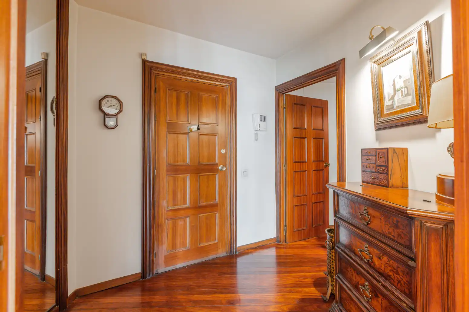 Piso en venta en  Pamplona / Iruña con Calefacción, Terraza y Amueblado