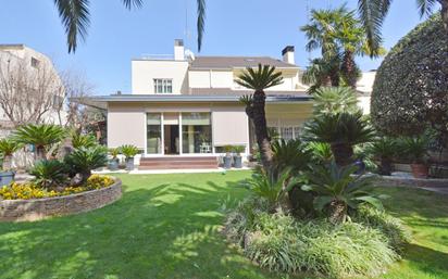 Jardí de Casa o xalet en venda en  Zaragoza Capital amb Aire condicionat i Terrassa