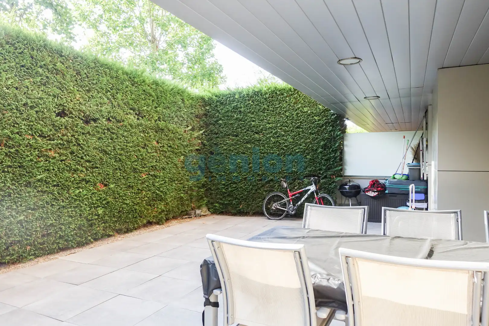 Terrasse von Erdgeschoss zum Verkauf in Salt mit Klimaanlage, Heizung und Terrasse