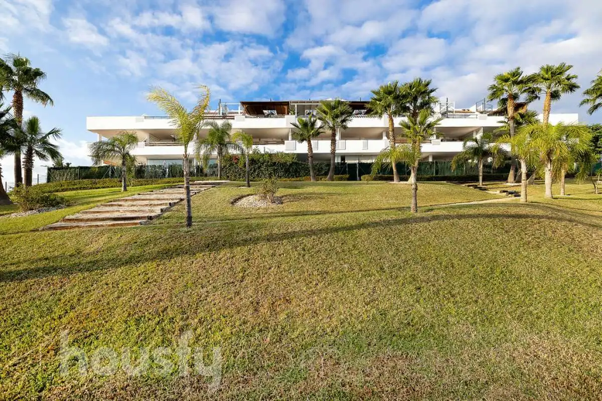 Exterior view of Flat for sale in Doña Julia Golf