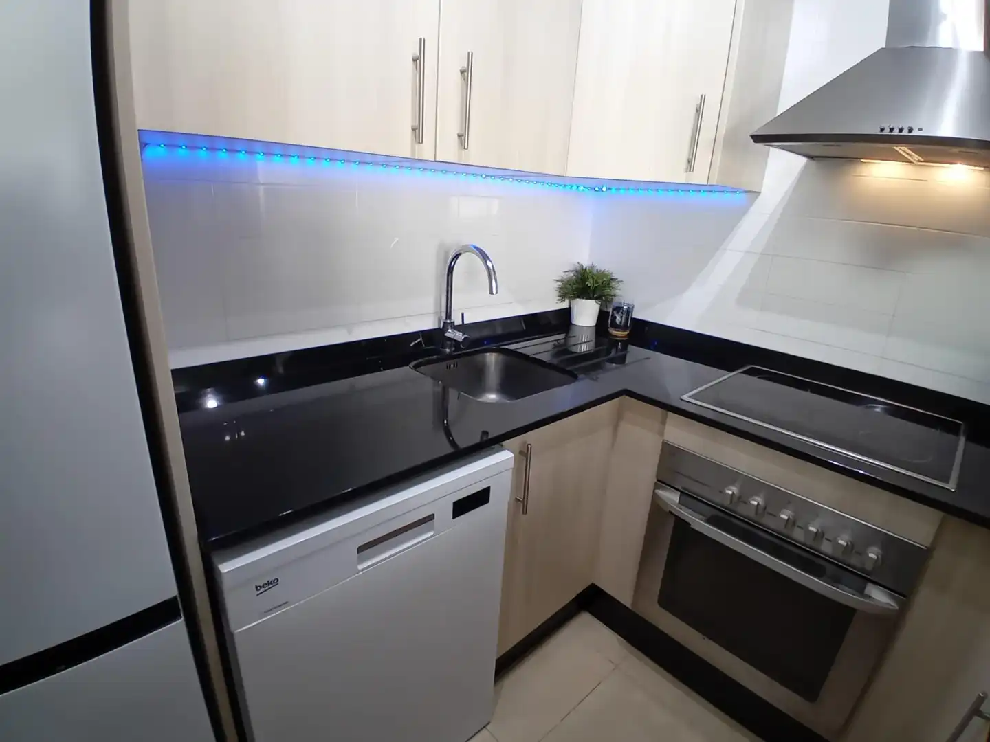 Apartment with terrace for sale in Calle DE LA ALCANARA, imagen 6