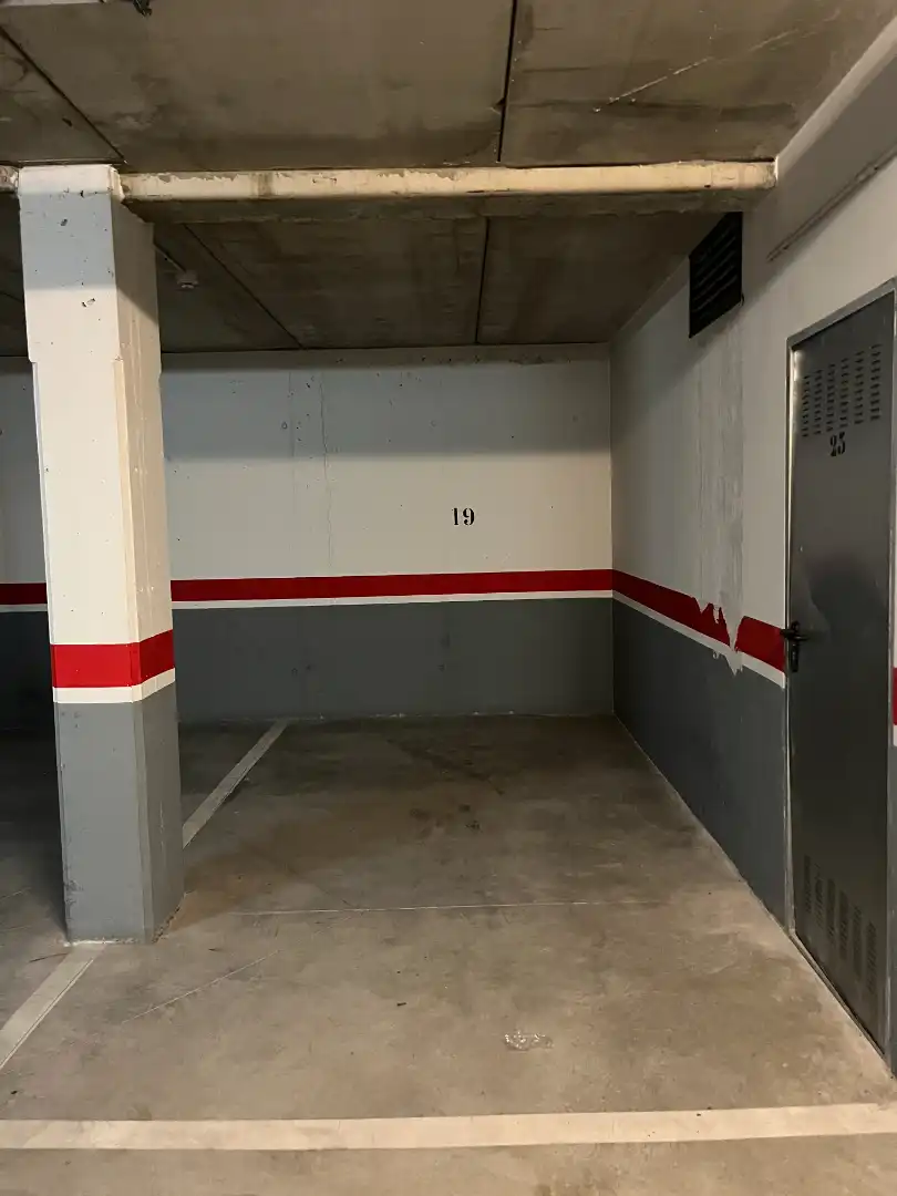 Individual amb ascensor en venda a Calle Jardines 72, imagen 3