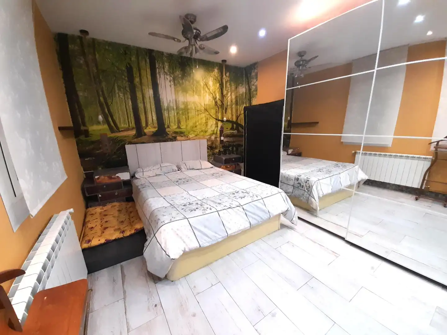 Habitación de Ático en venta en El Prat de Llobregat con Calefacción y Horno