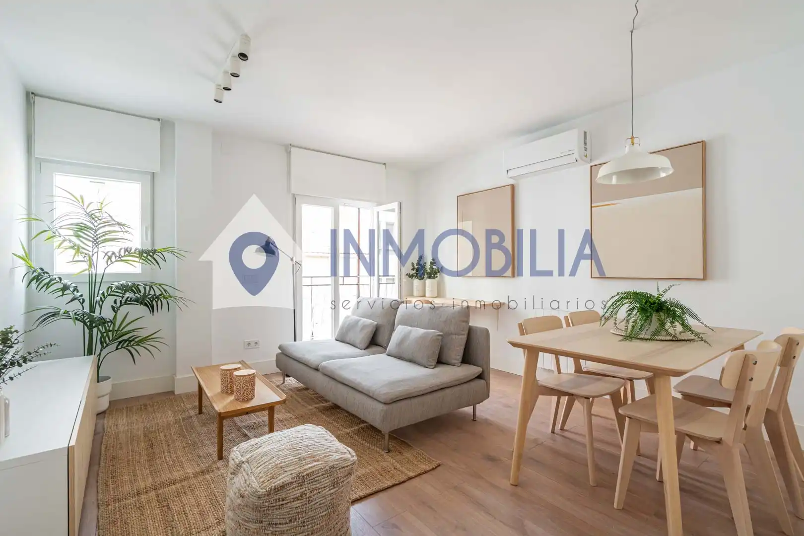 Vista exterior de Piso en venta en  Madrid Capital con Aire acondicionado y Calefacción