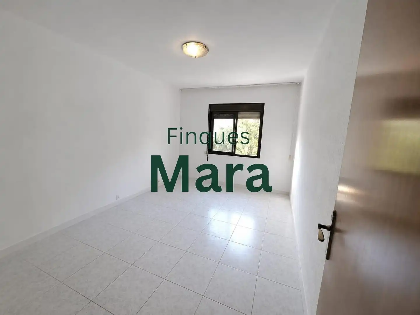 Piso en venta en Sant Boi de Llobregat con Aire acondicionado y Balcón