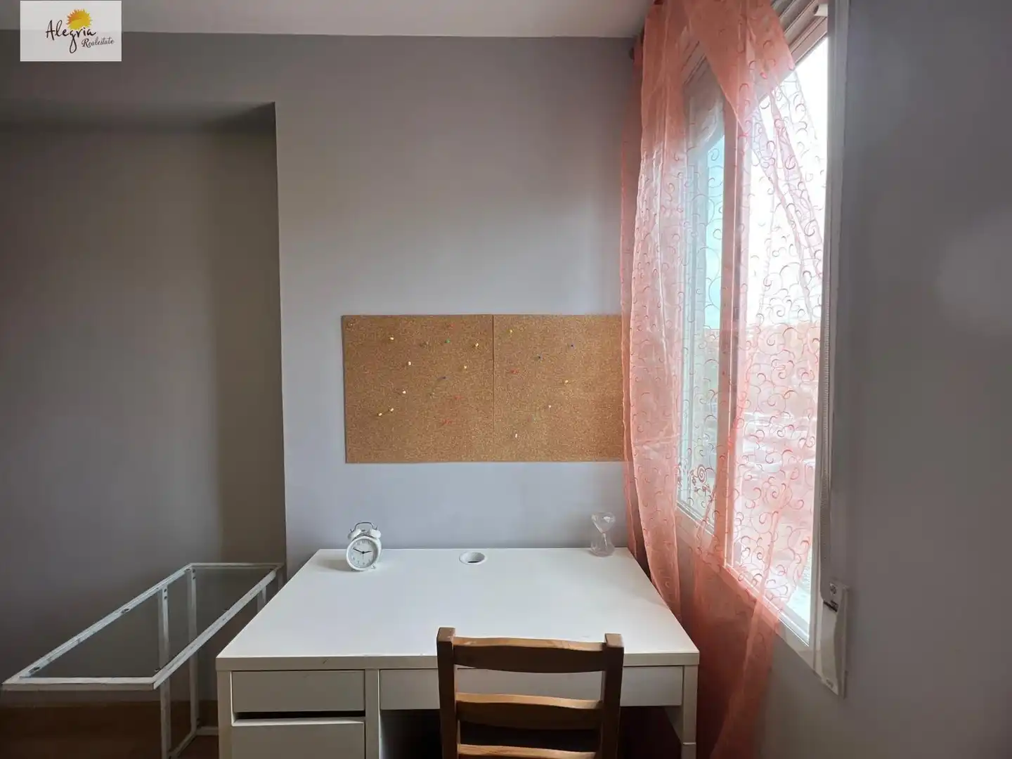 Habitación de Piso en venta en Valencia con Aire acondicionado, Terraza y Amueblado