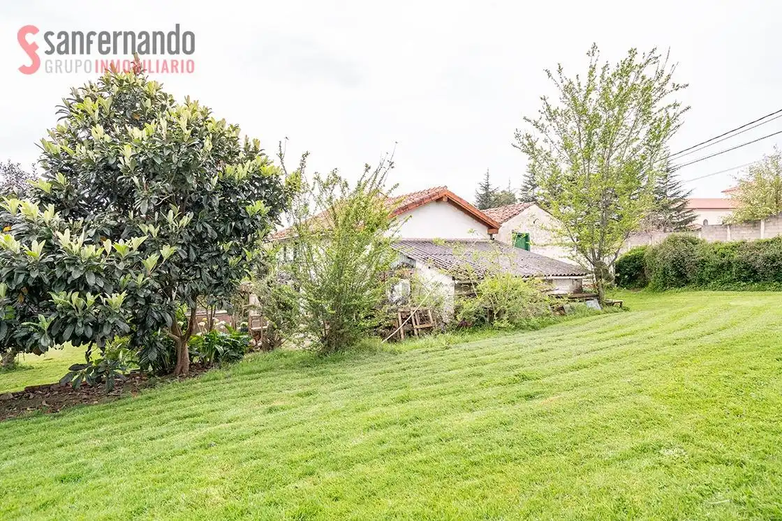 Finca rústica en venta en Torrelavega  con Trastero