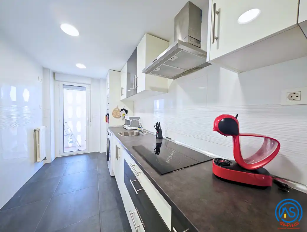 Wohnung zur Miete in Zaragoza, Zaragoza