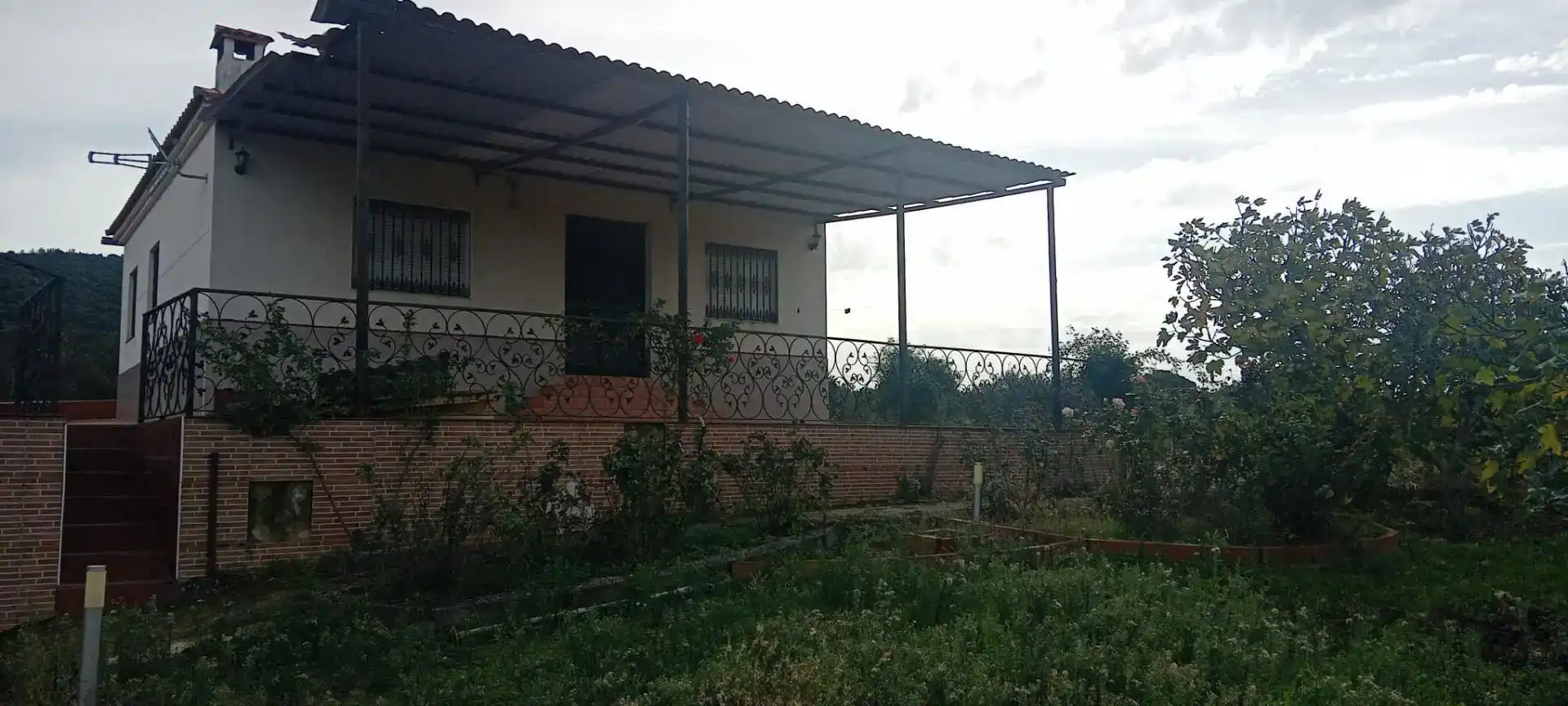 Finca rústica en venda en Alcuéscar amb Piscina