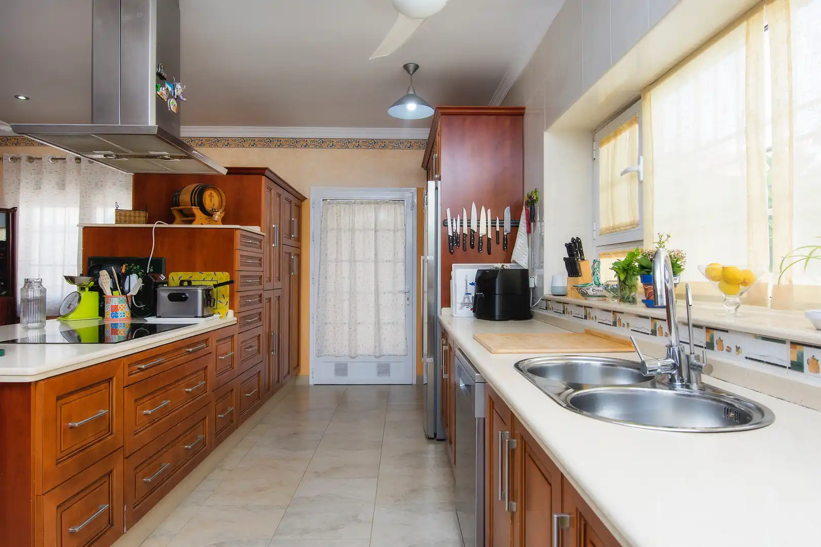 Cocina de Casa o chalet en venta en Carboneras con Aire acondicionado, Calefacción y Jardín privado