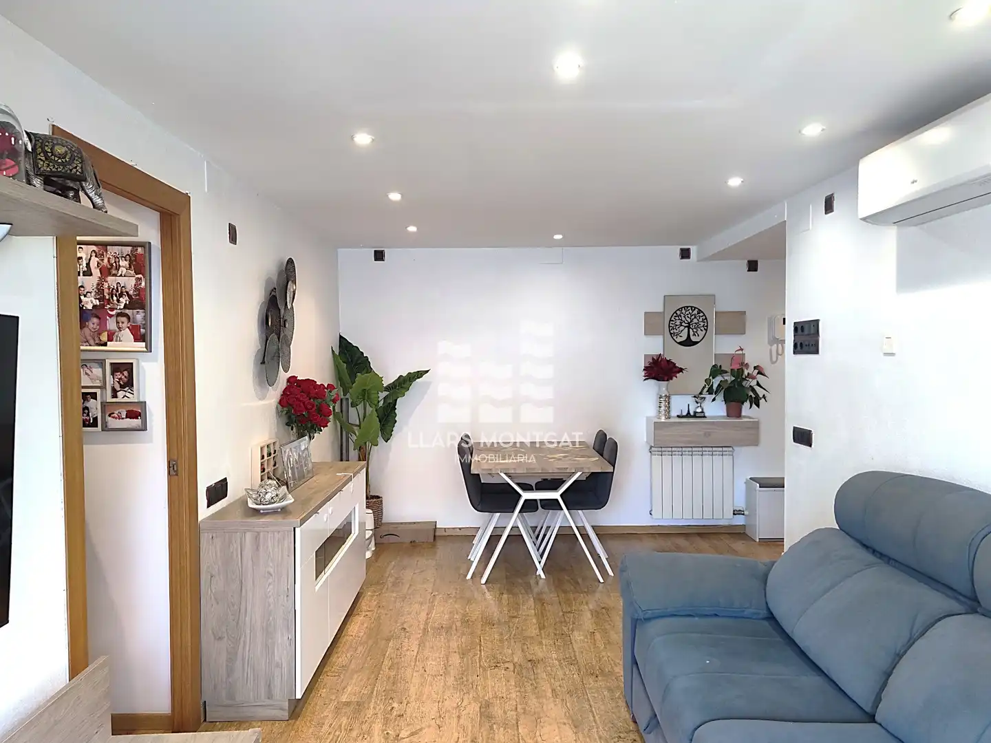 Sala d'estar de Pis en venda en Montgat amb Aire condicionat, Calefacció i Parquet