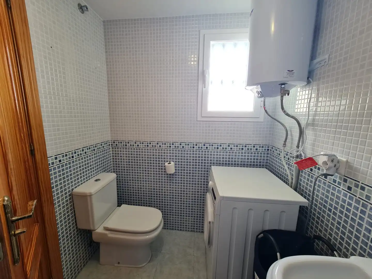 Badezimmer von Wohnungen zum Verkauf in Vélez-Málaga mit Klimaanlage, Heizung und Terrasse