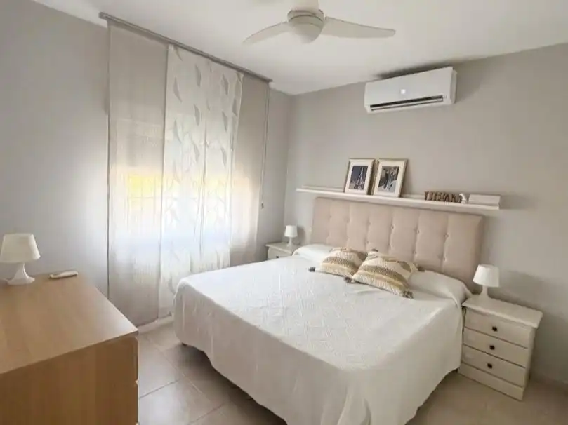 Bedroom of Houses for sale in Sevilla la Nueva  with Air Conditioner, Heating and Private garden