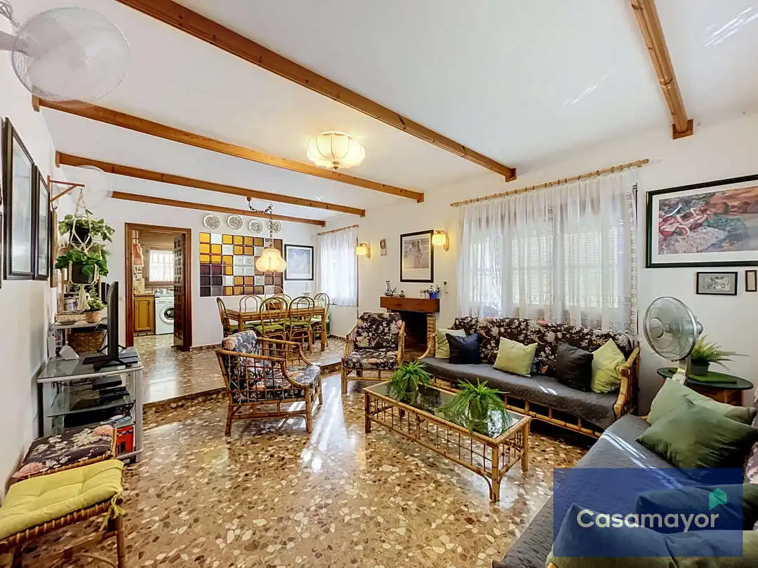 Sala d'estar de Casa o xalet en venda en Sant Joan d'Alacant amb Aire condicionat, Jardí privat i Piscina