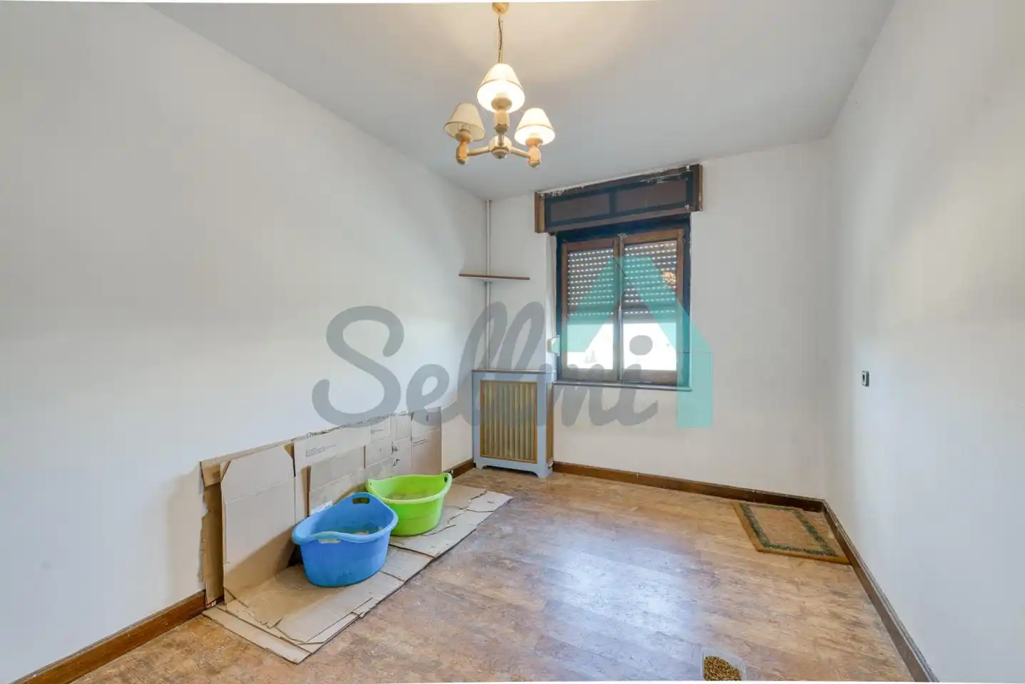 Bedroom of Buildings for sale in Oviedo 