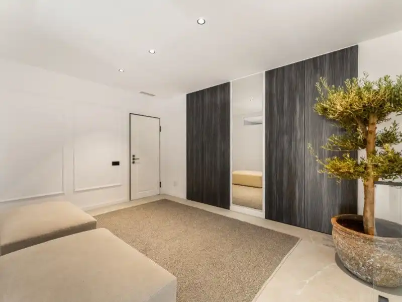 Apartamento con piscina en venta en Calle Hernán Cortés 9, imagen 15
