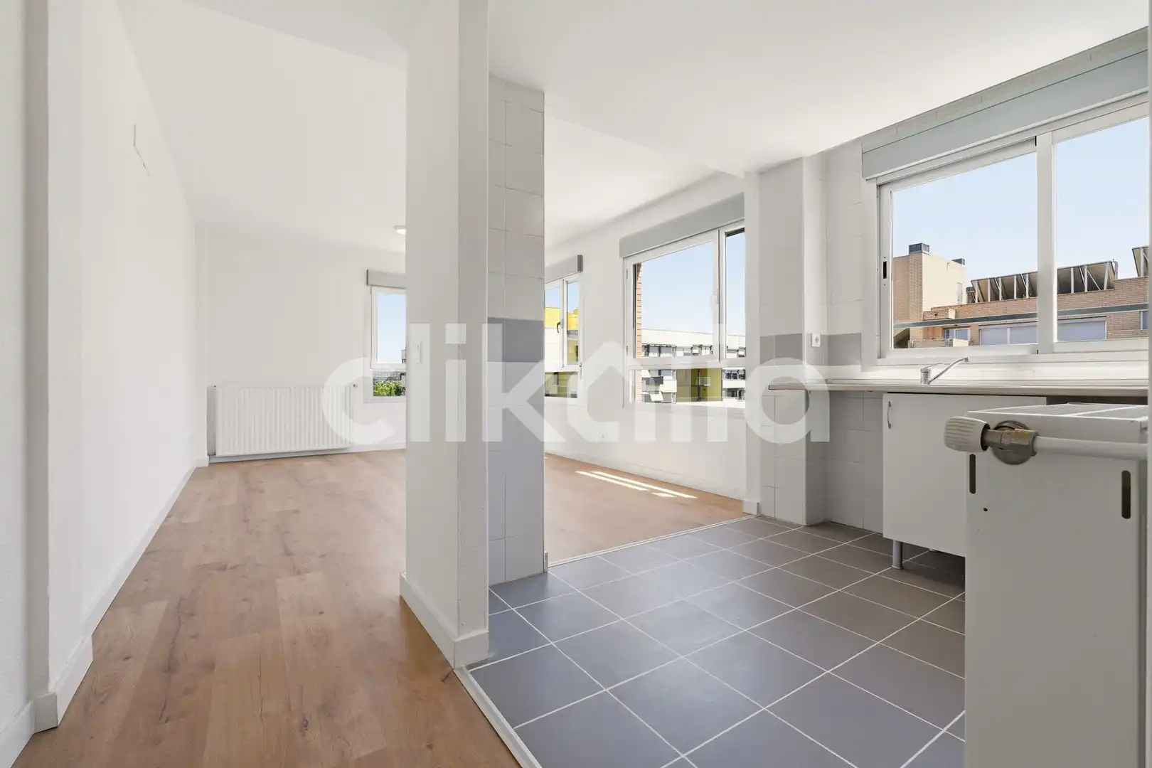 Sala de estar de Piso de alquiler en Madrid con Calefacción, Trastero y Piscina