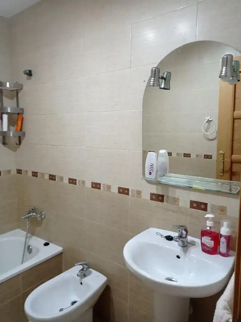 Baño de Piso en venta en Herencia con Aire acondicionado, Parquet y Trastero