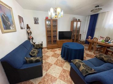 Ground floor for sale in Calle LOPEZ AYALA
