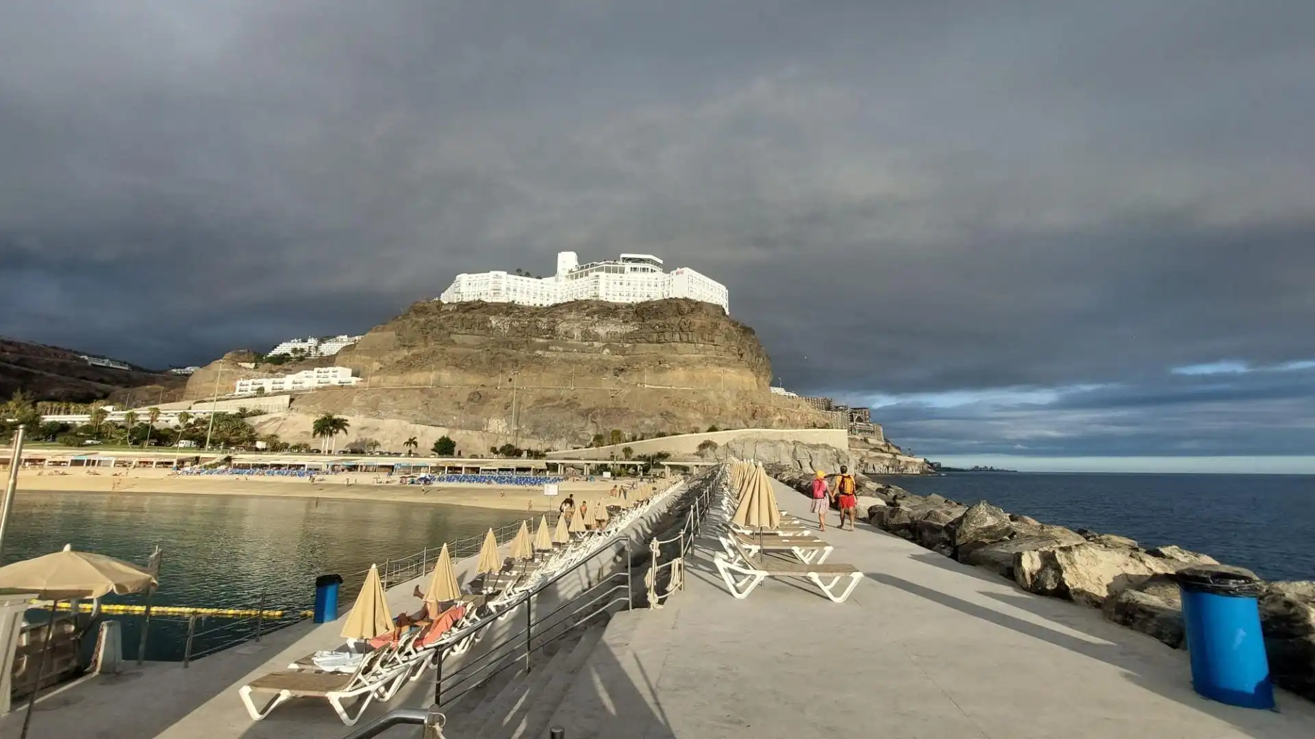 Exterior view of Houses for rent in Mogán  with Terrace, Furnished and Balcony