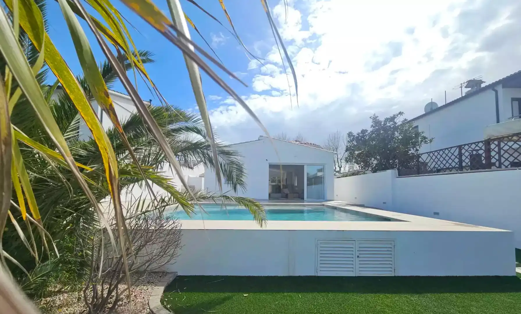 Piscina de Casa o xalet en venda en Centre - Sant Josep - Sanfeliu