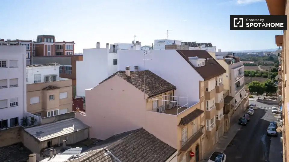 Exterior view of Flat for rent in Paterna  with Air Conditioner, Heating and Furnished