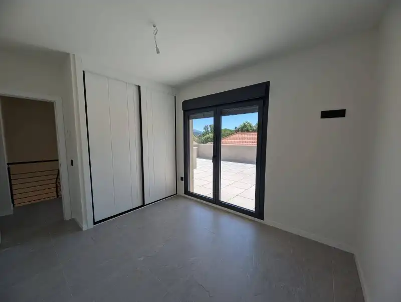 Habitación de Casa adosada en venta en El Espinar con Calefacción y Terraza