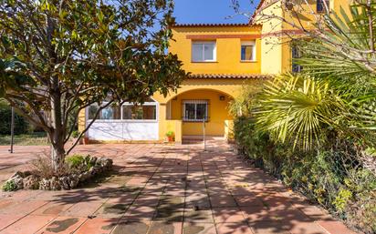 Vista exterior de Casa o xalet en venda en Sant Cugat del Vallès amb Calefacció, Terrassa i Traster