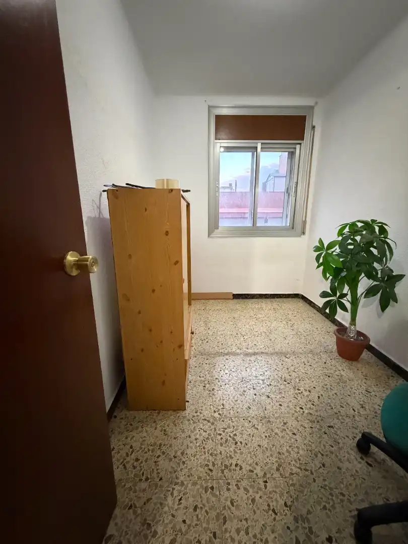 Habitación de Piso en venta en Cerdanyola del Vallès con Amueblado