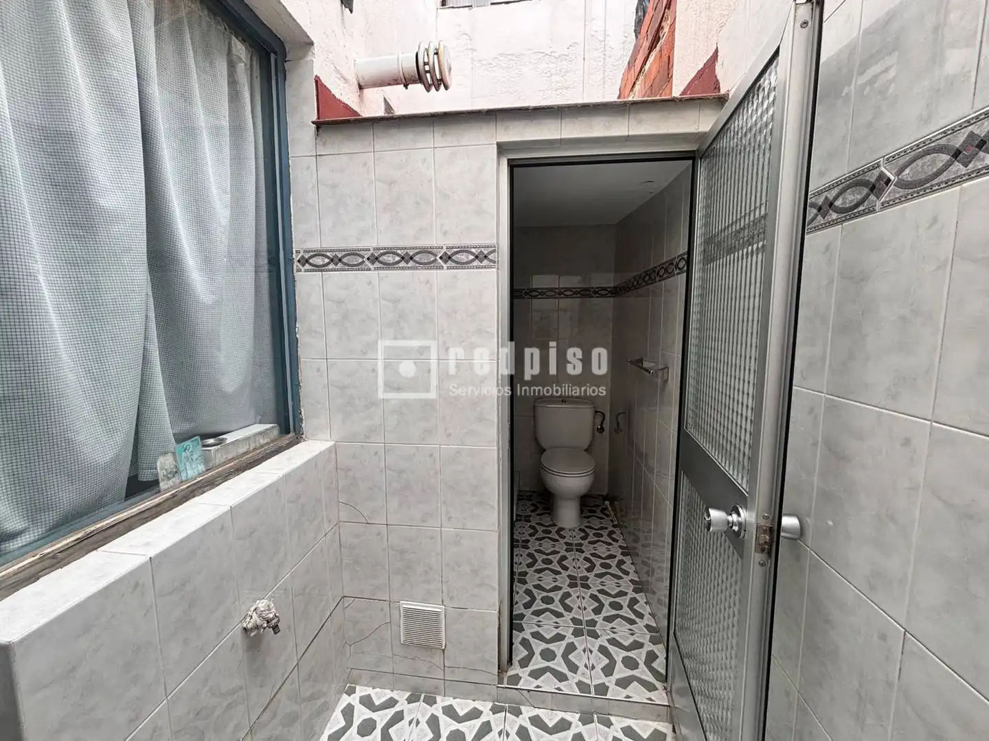 Bany de Casa o xalet en venda en Madrid amb Terrassa