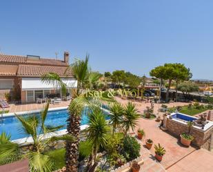 Jardí de Casa o xalet en venda en Alicante / Alacant amb Aire condicionat, Terrassa i Piscina