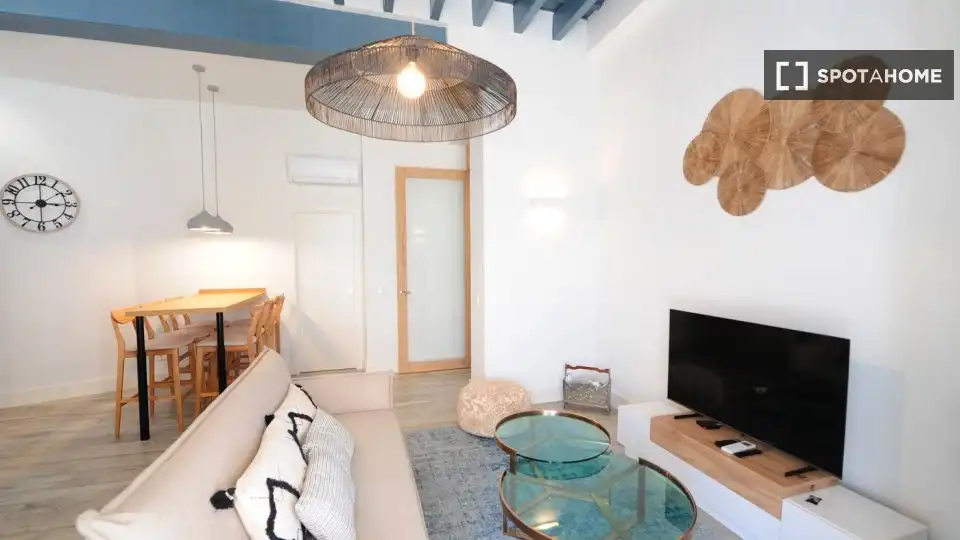 Living room of Flat for share in Cádiz  with Air Conditioner, Heating and Furnished