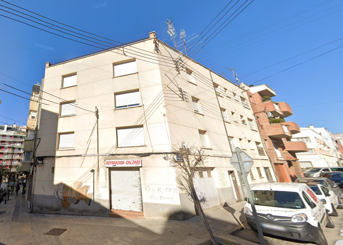 Exterior view of Single-family semi-detached for sale in Terrassa
