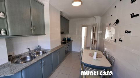 Foto 4 de Piso en venta en Roxelio Perez(roxelios), Rianxo, A Coruña
