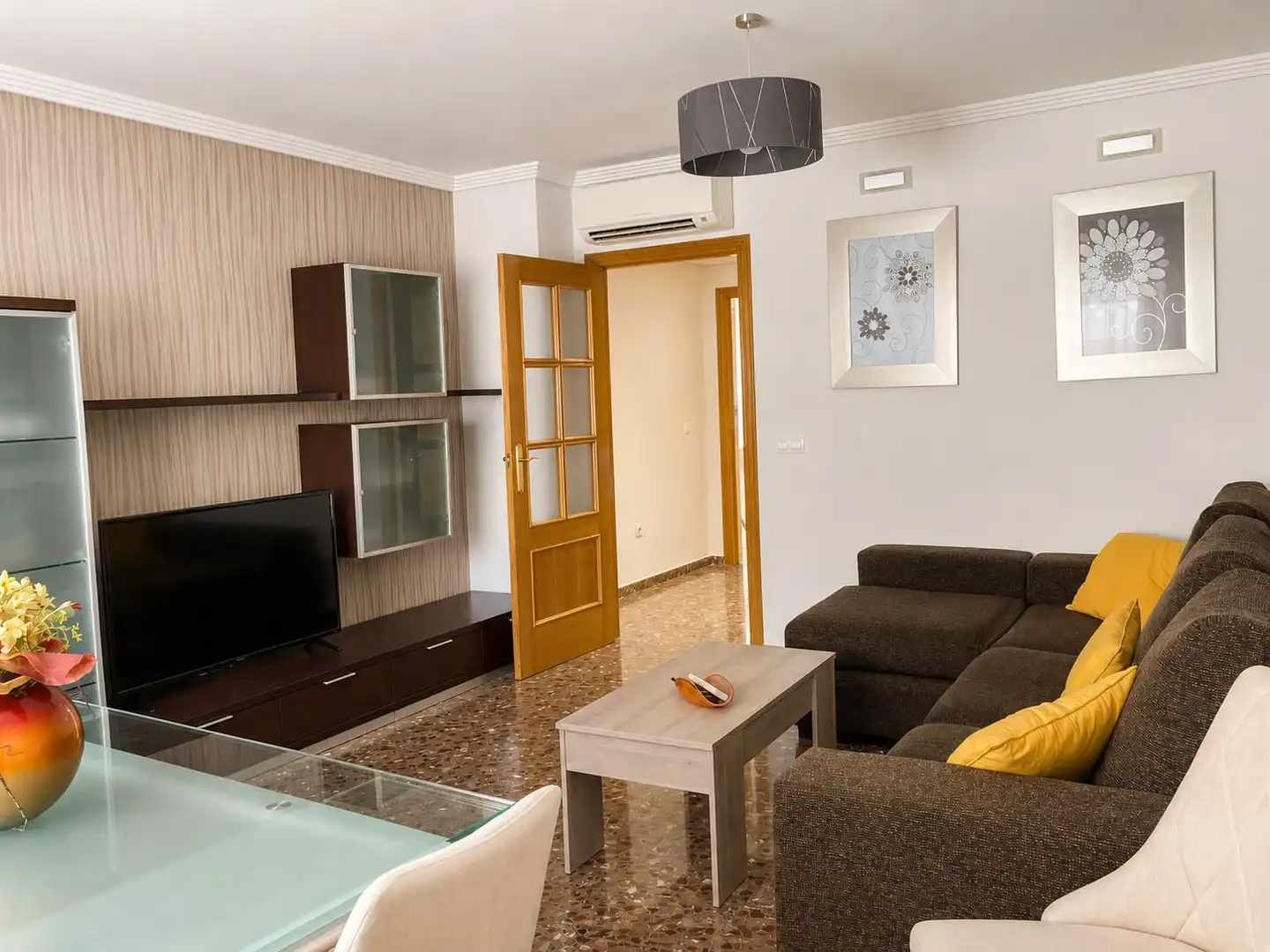 Wohnzimmer von Wohnung zur Miete in Castellón de la Plana / Castelló de la Plana mit Klimaanlage