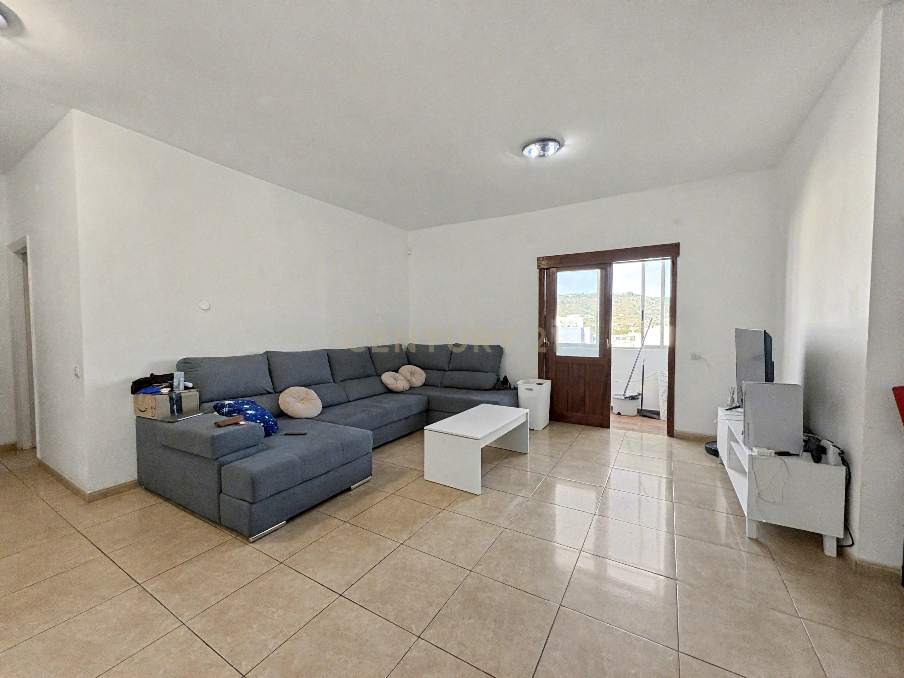 Sala d'estar de Apartament en venda en San Cristóbal de la Laguna amb Forn, Balcó i Alarma