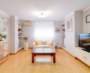 Living room of Flat to rent in  Zaragoza Capital  with Air Conditioner and Heating