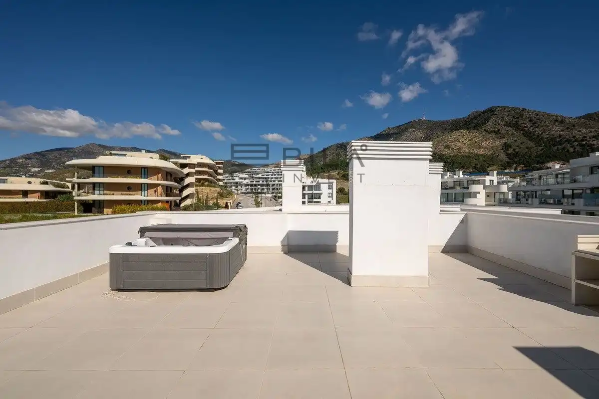 Àtic amb piscina en venda a Higuerón West, imagen 7
