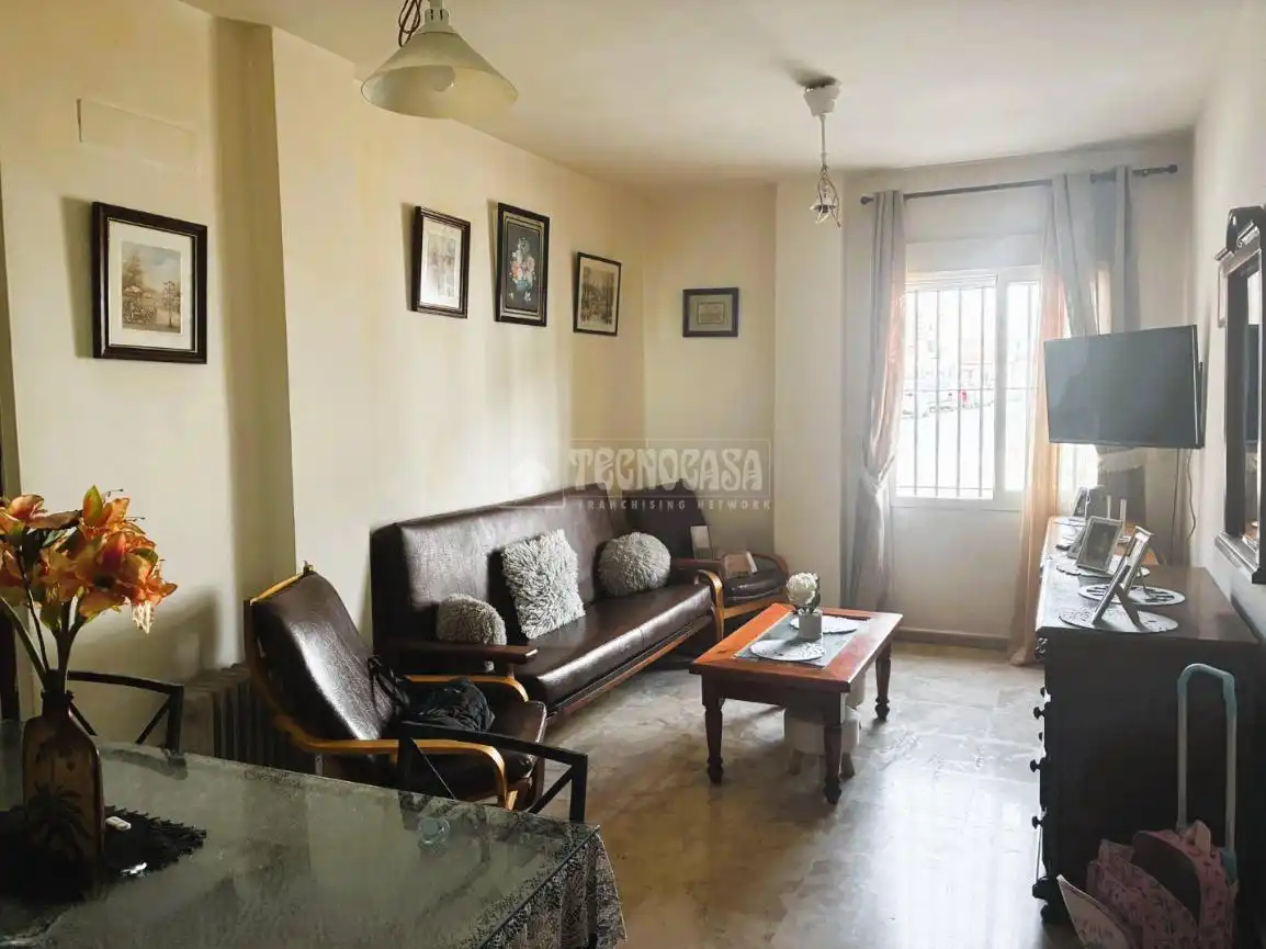 Piso en venta en Pilas