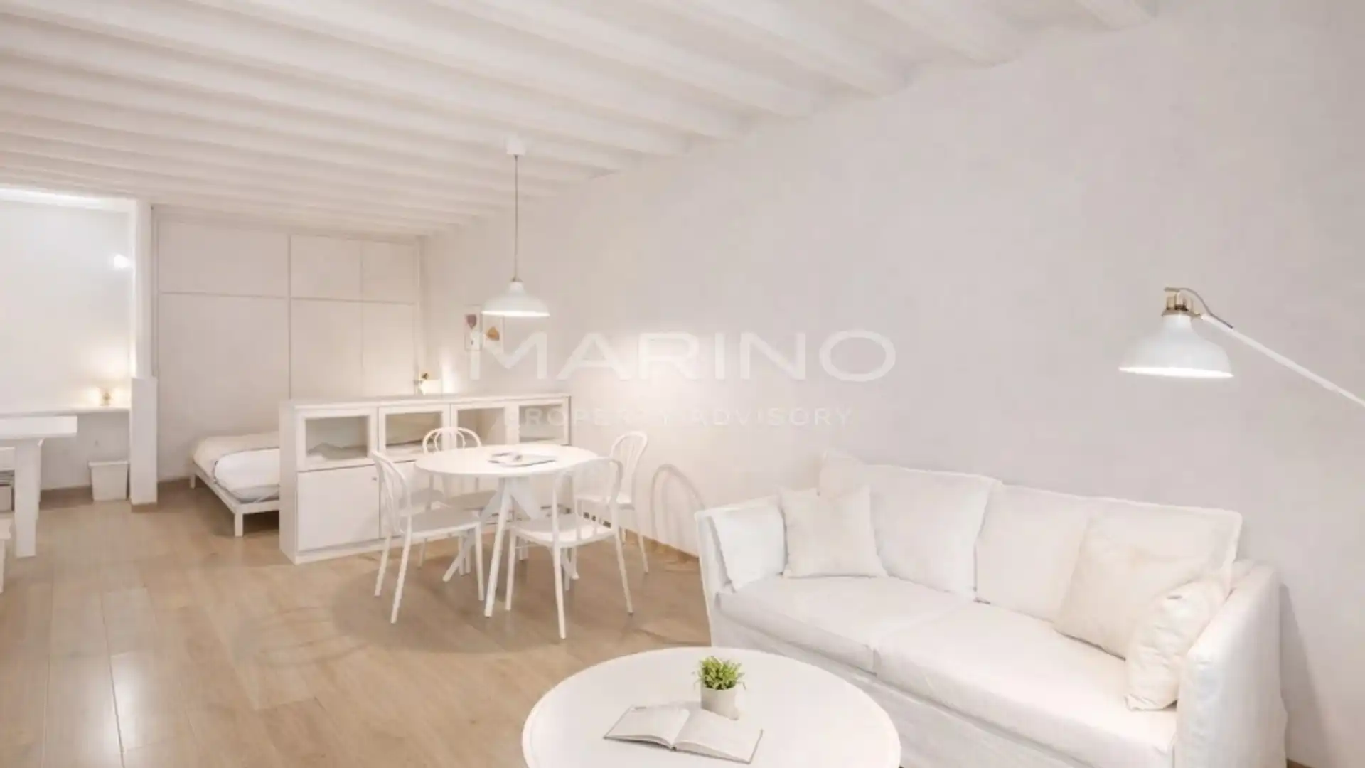 Living room of Study for sale in  Barcelona Capital  with Balcony