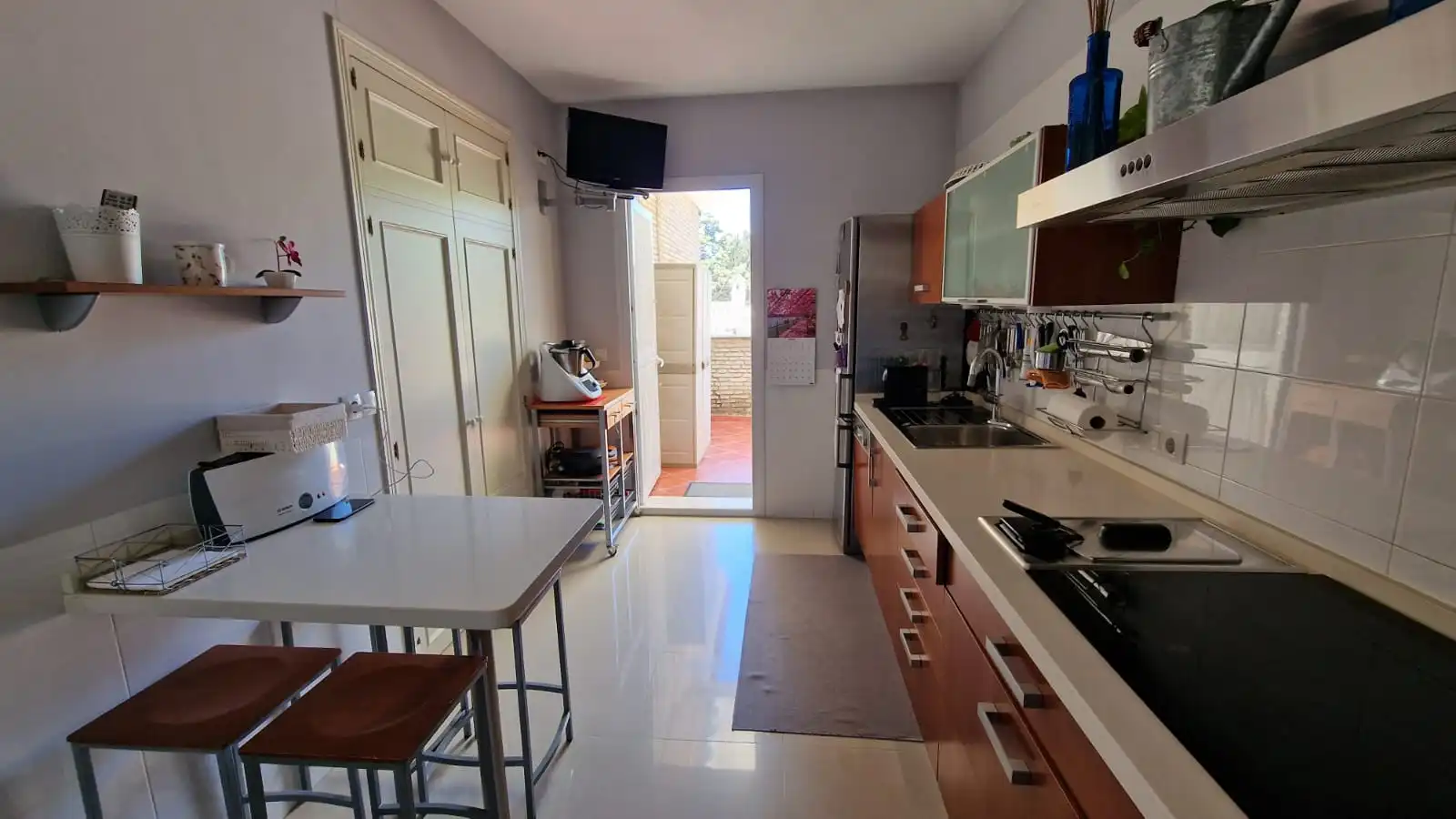Kitchen of Detached homes for sale in El Puerto de Santa María  with Air Conditioner, Private garden and Storage room