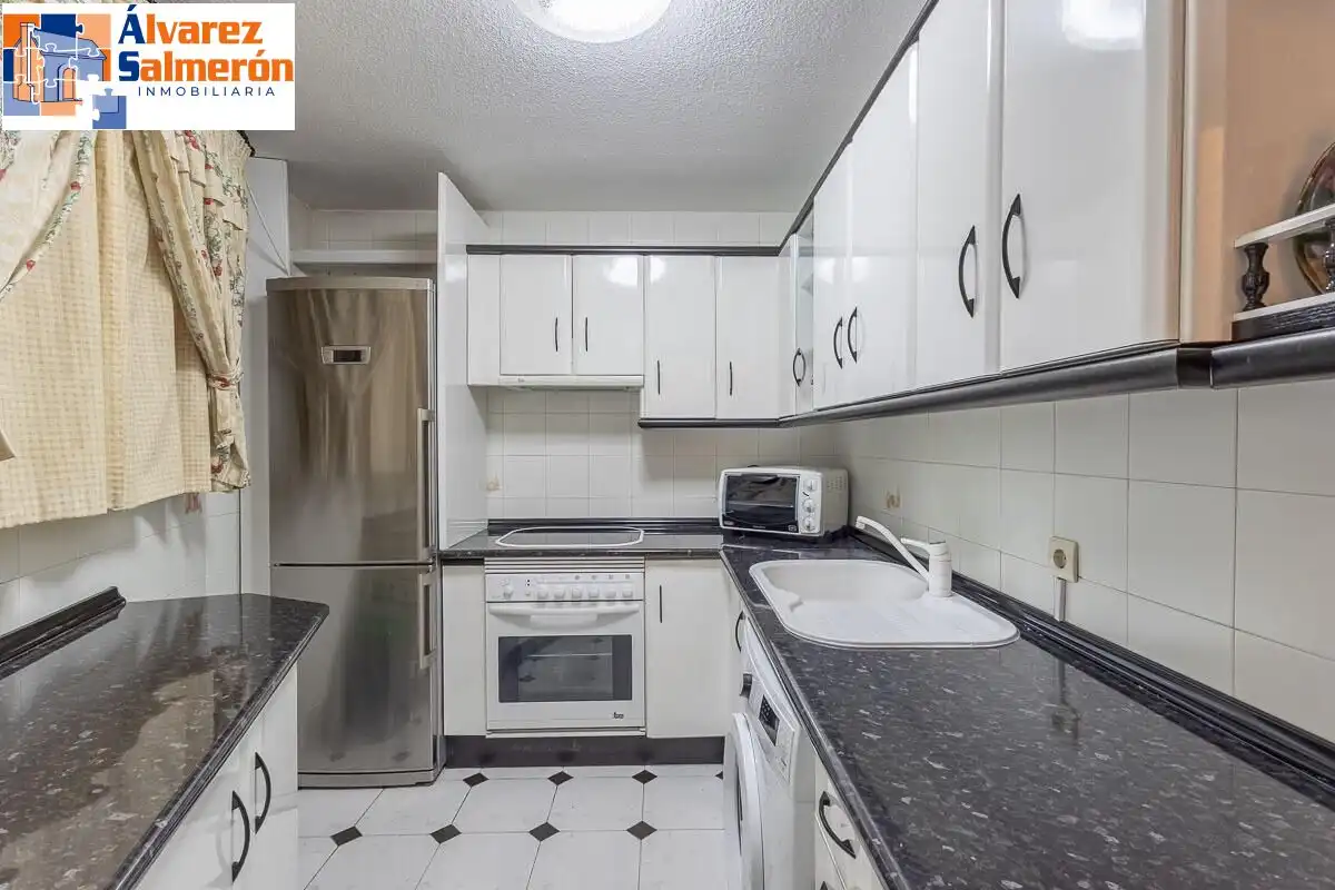 Wohnung mit Aufzug zum Verkauf in Calle de Velimar, imagen 8