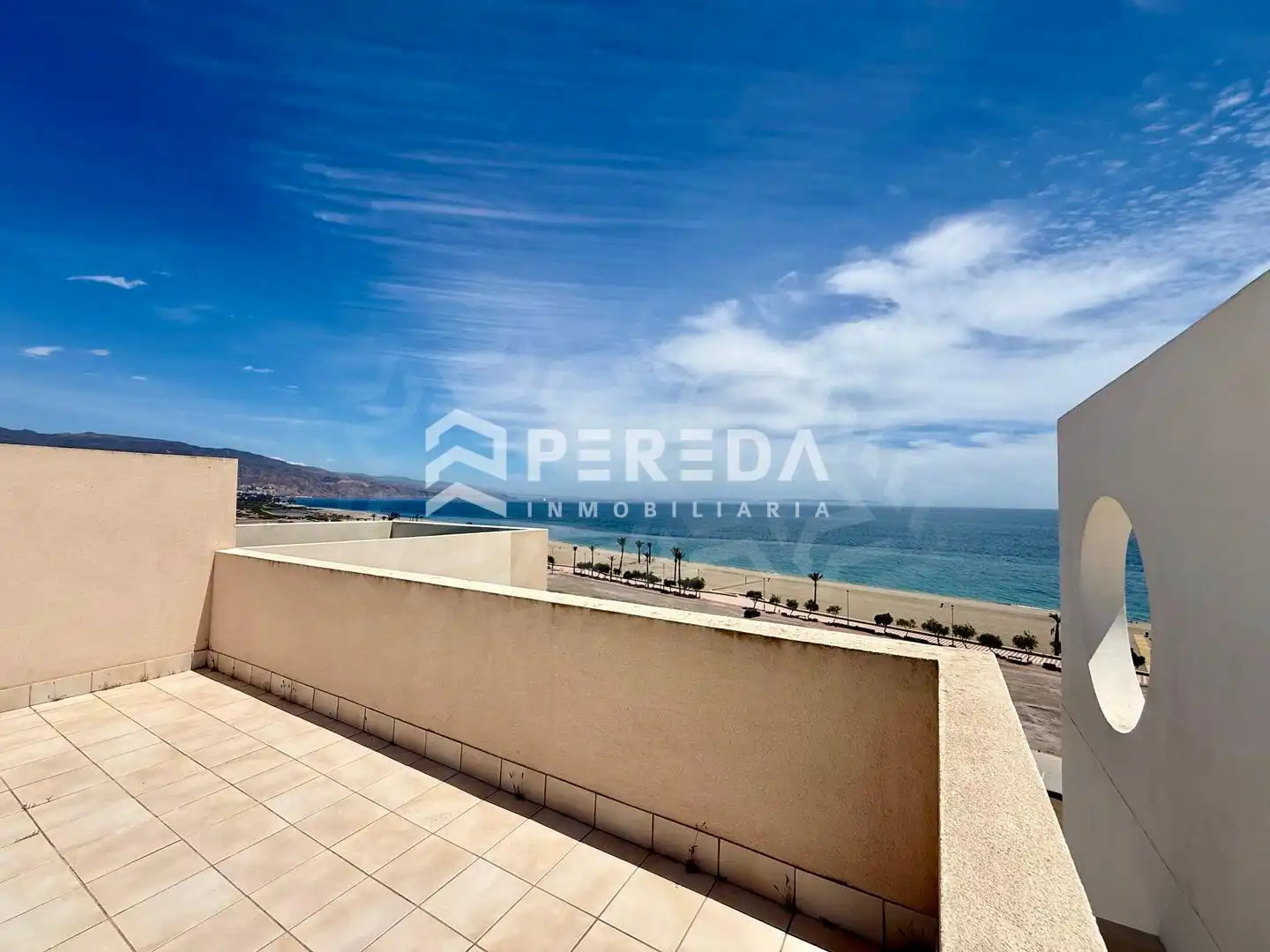 Terrasse von Dachboden zum Verkauf in Roquetas de Mar mit Terrasse und Gemeinschaftspool