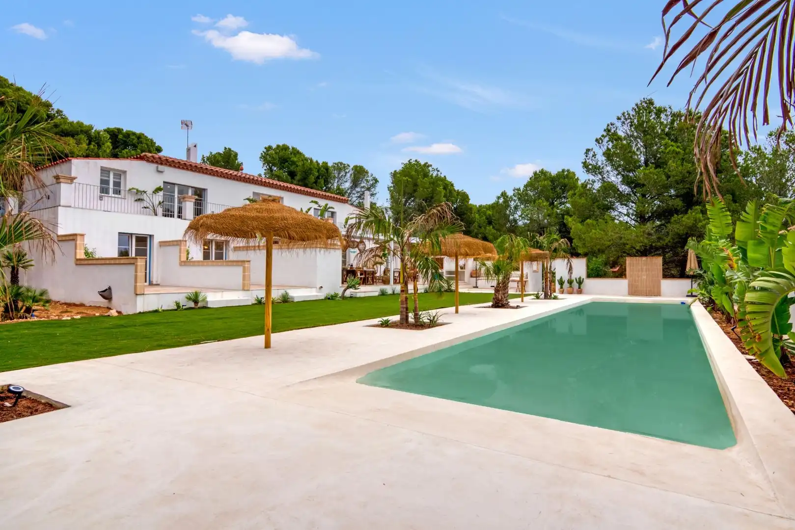 Piscina de Casa o xalet en venda en L'Ametlla de Mar  amb Aire condicionat, Calefacció i Jardí privat