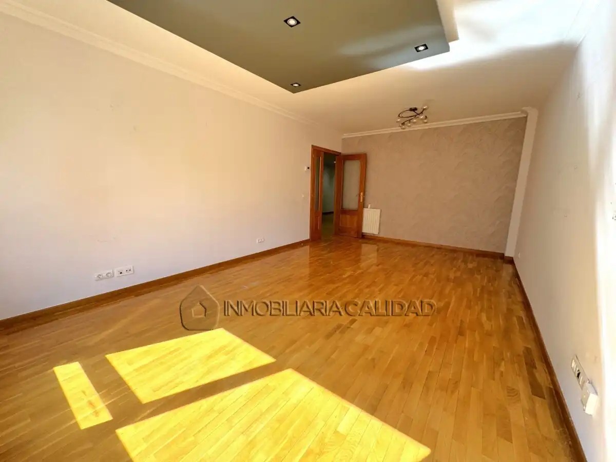 Pis amb ascensor en venda a Zona Sur - Barrio Cortes, imagen 10