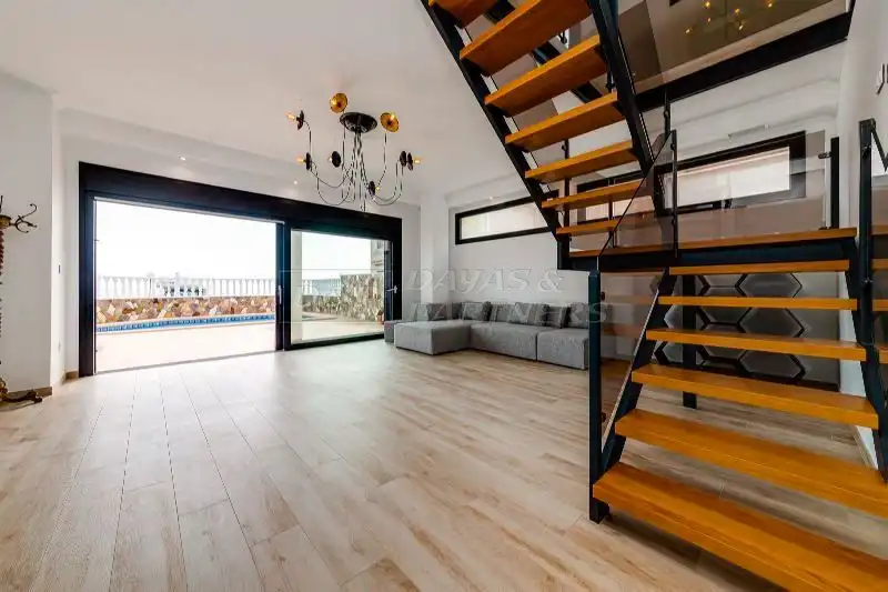 Chalet con terraza en venta en Playa de los Locos, imagen 9