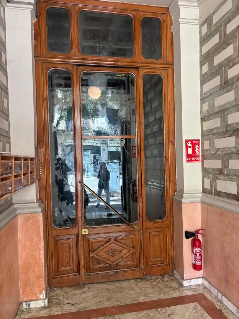Pis en venda en Barcelona amb Terrassa i Balcó