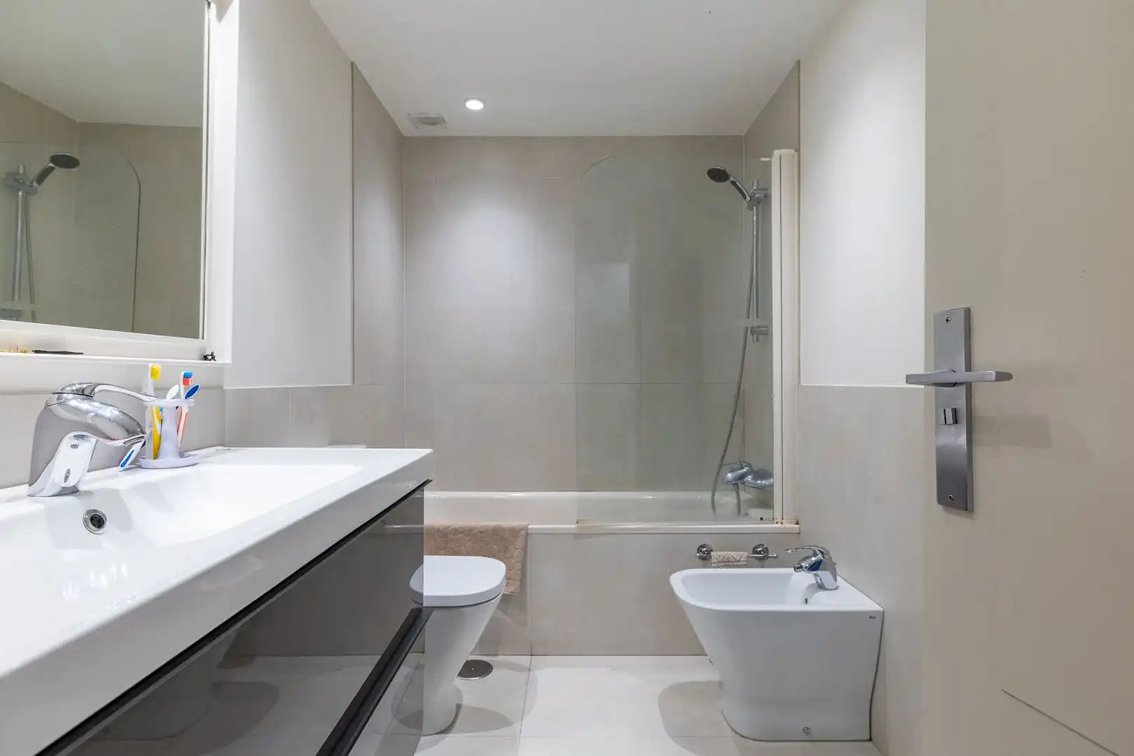 Bany de Apartament en venda en Madrid amb Aire condicionat, Calefacció i Terrassa