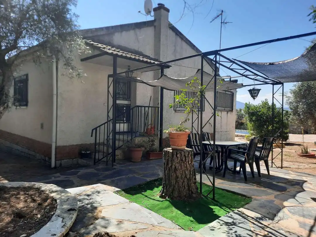 Terrasse von Haus oder Chalet zum Verkauf in Escalona mit Heizung, Privatgarten und Abstellraum